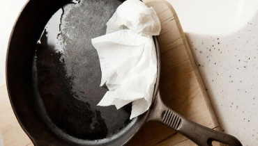 cast iron pan with grease inside