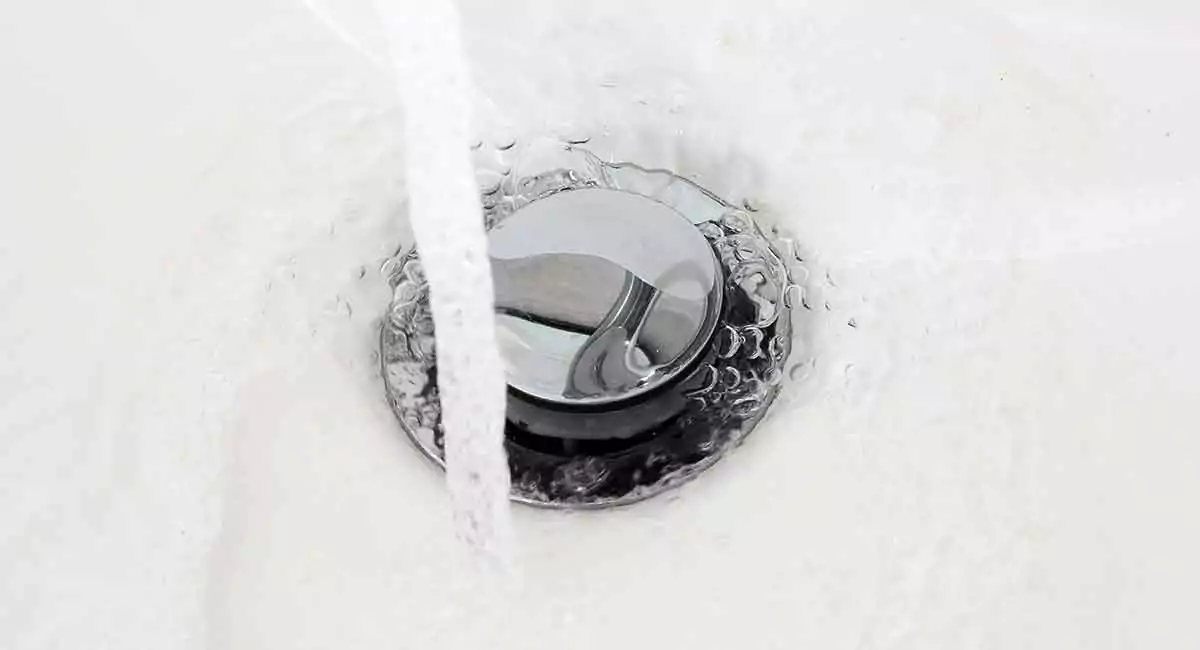 Pop-up bathtub drain.